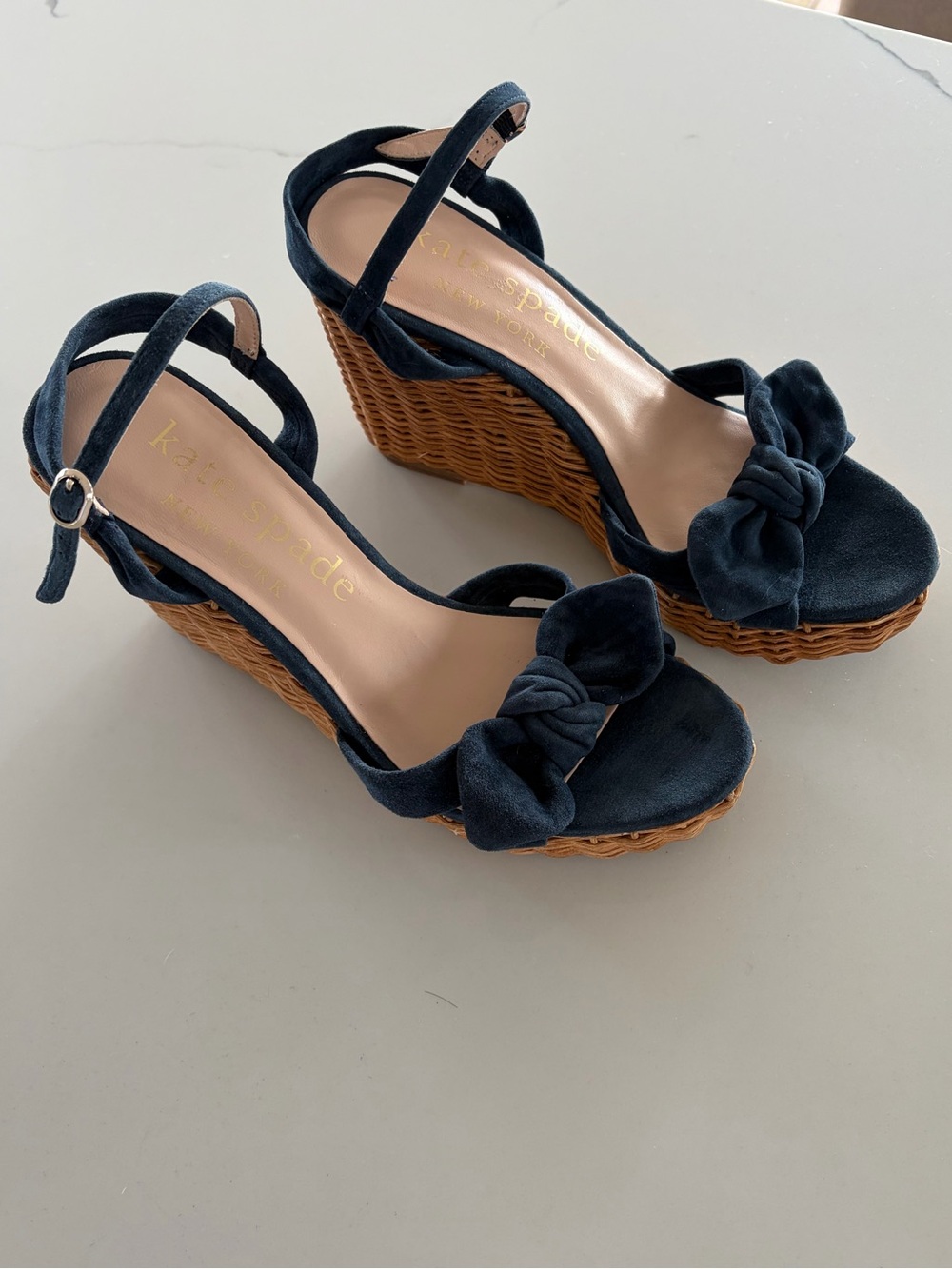 Kate Spade New York Navy Blue Suede Bow Wicker Wedge Espadrille Sandals Size 9 - Picture 5 of 16